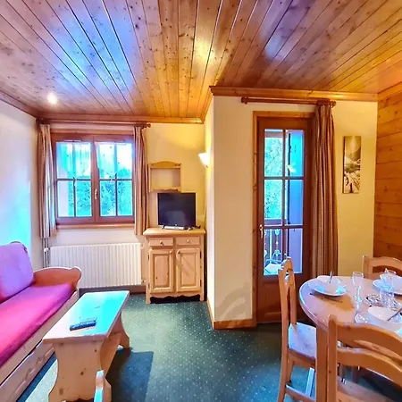 Apartment, شقة لو دوز آلب
